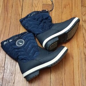 Nautica Women's Navy Blue Becher Snow Boots sz 7